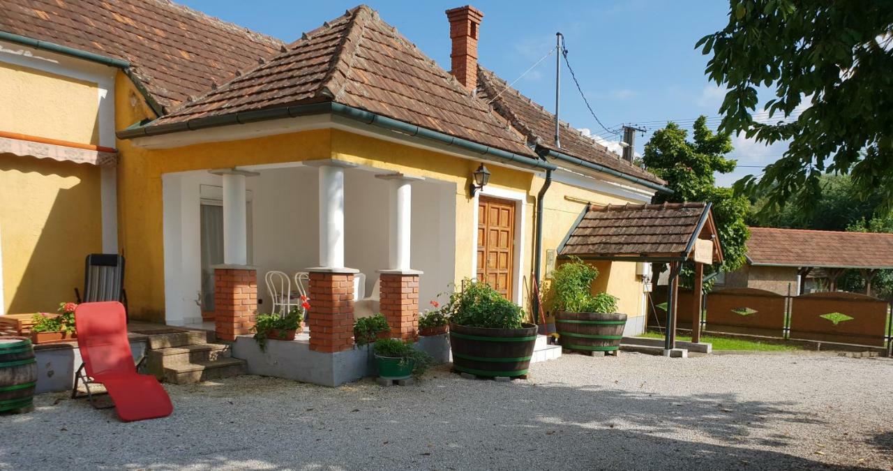 Kerka-Voelgyi Vendeghaz Ξενοδοχείο Kerkaszentkirály Εξωτερικό φωτογραφία